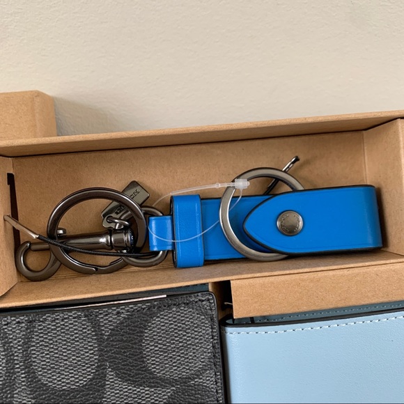 NWT Coach Boxed 3 In 1 Wallet Gift Set In Colorblock Signature Canvas - Picture 4 of 8